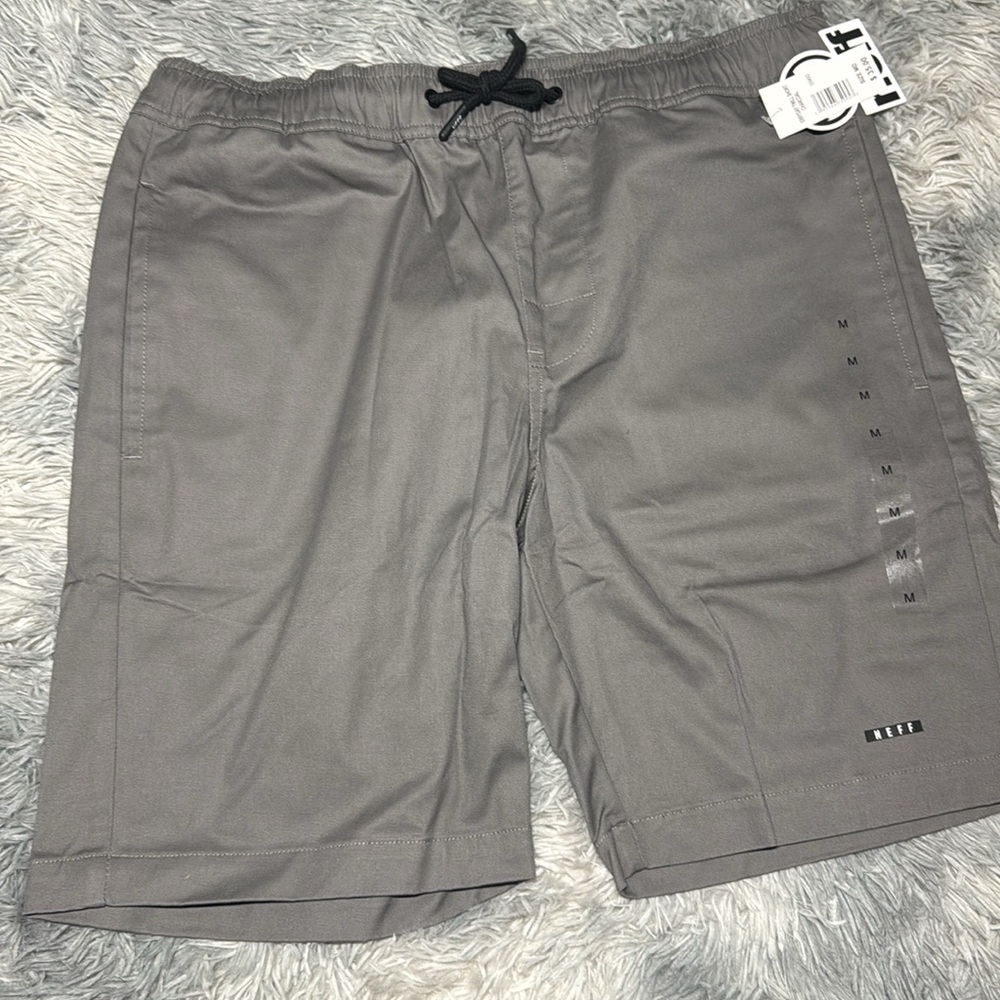 NWT NEFF Men’s Everyday Twill Charcoal Shorts-2 available: M, M